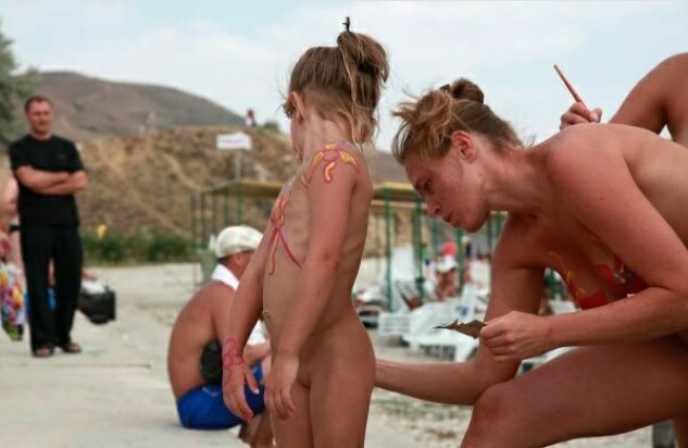 Purenudism photo naturiste mer (set 41) [Archives Naturisme]