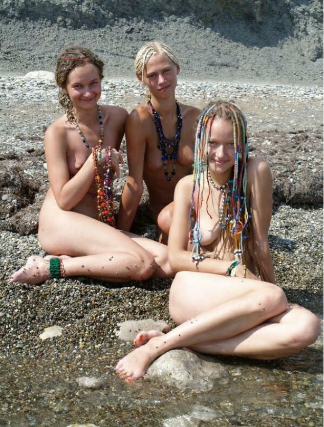 Purenudism jeune fille nudistes photos (set 39) [Archives Naturisme]