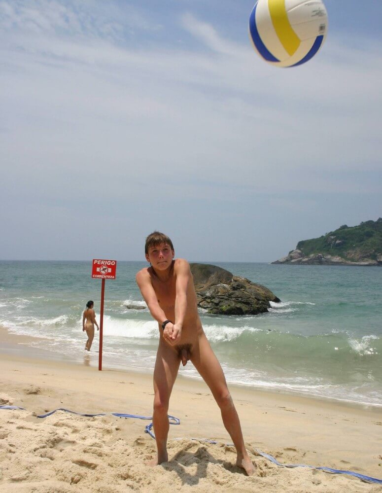 Brazilian val-ball goddess - Poor naked people and rich naked people in one place