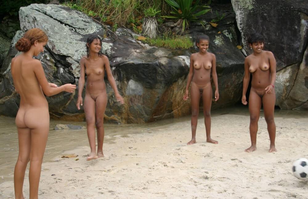 Brazilian Game Gathering gallery - This movement helps people understand that the naked body is not an object for judgment or condemnation