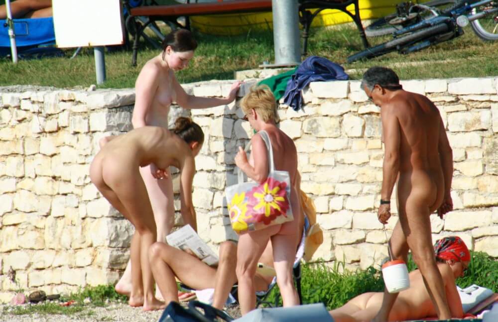 Nude Duet Girls Rail Climb Photo Set - Delegation of European Nudists