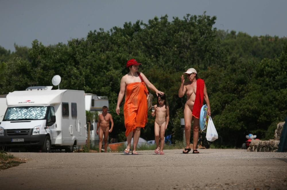 Bondi Beach Path Outskirt pics - Nudism and naturism promote respect for natural beauty and diversity