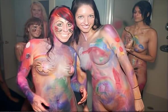 Documented Lifestyle Photo Set 4 - Nudism is based on sincerity
