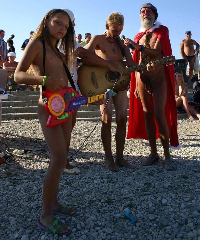 Naturist Beach Contests photos - Sincerity and openness are the foundation of the nudist and naturist lifestyle