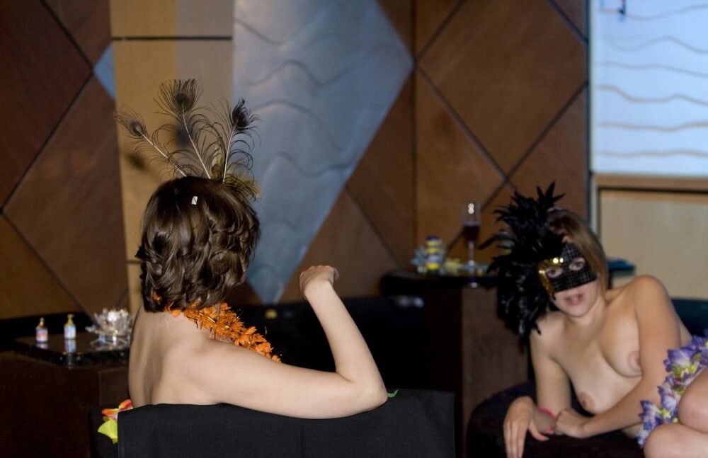 Masquerade Lounging photos - Freedom and naturalness are important to naturists