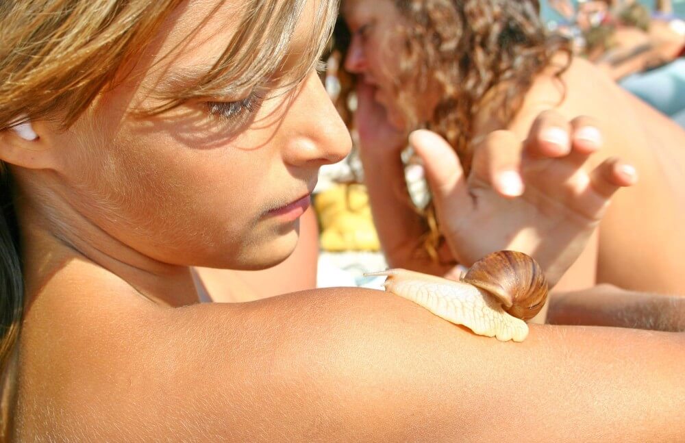 Ulitka Play On the Beach pics - Health is strengthened through naturism