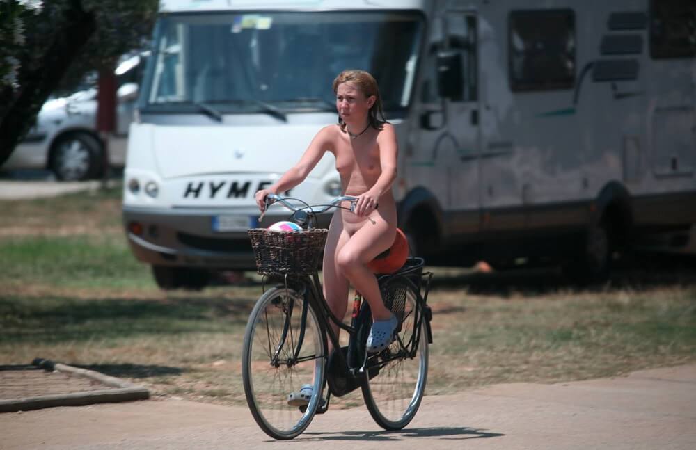 Leaving the Outdoor Site pics - Nudity helps you understand yourself and the people around you better