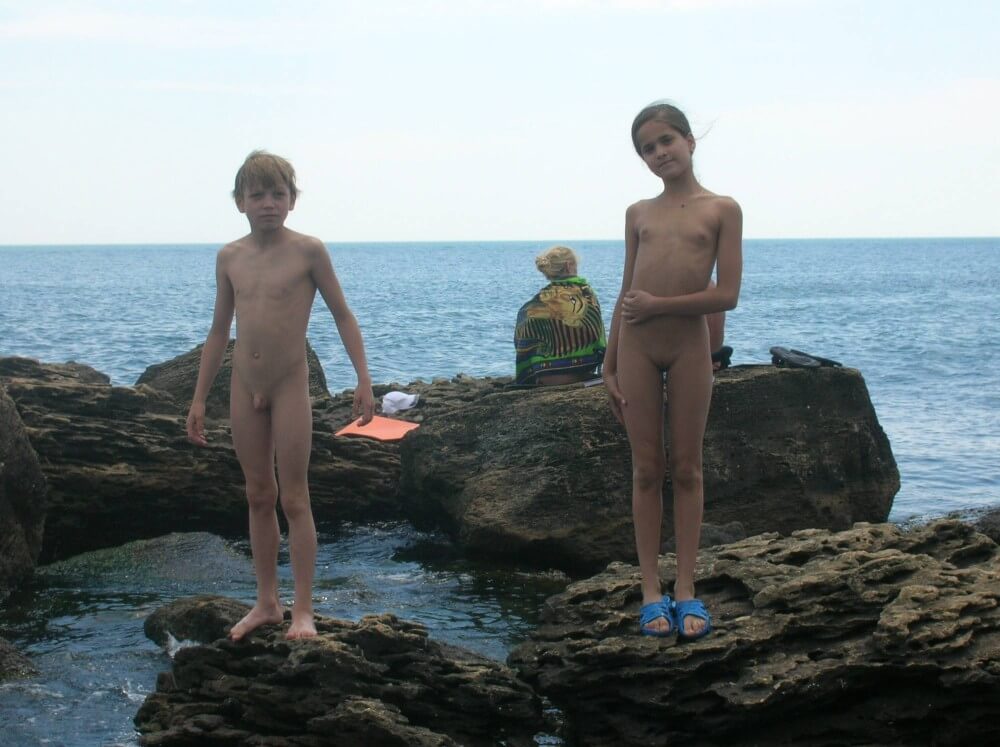 Beach Rocking Profile pics - Love for oneself and nature as the foundation of the naturist lifestyle