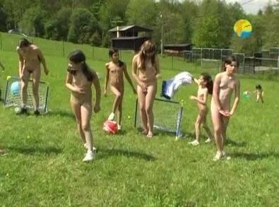 Naturist Freedom: Slide in the Summer - The naked body as a reflection of inner beauty