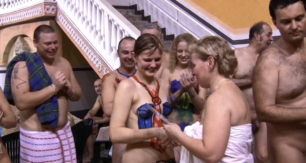 Aqua Nude Relaxation - Leaving the house while naked
