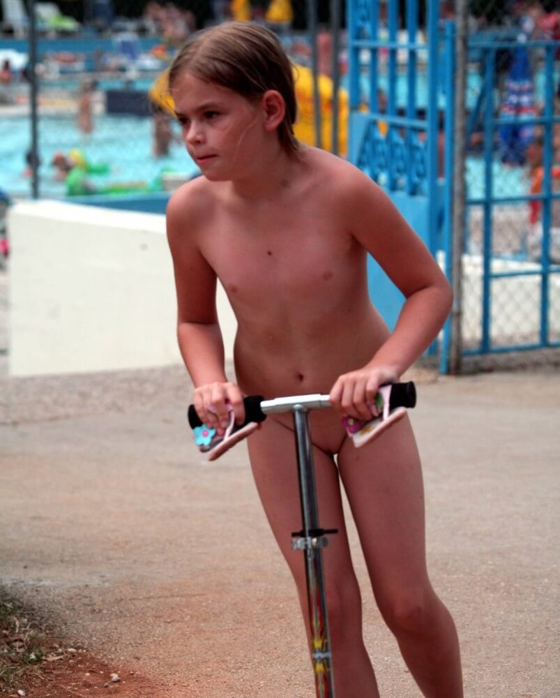 Pool-Side Naturist Scooter pics - Poor naked people and rich naked people in one place