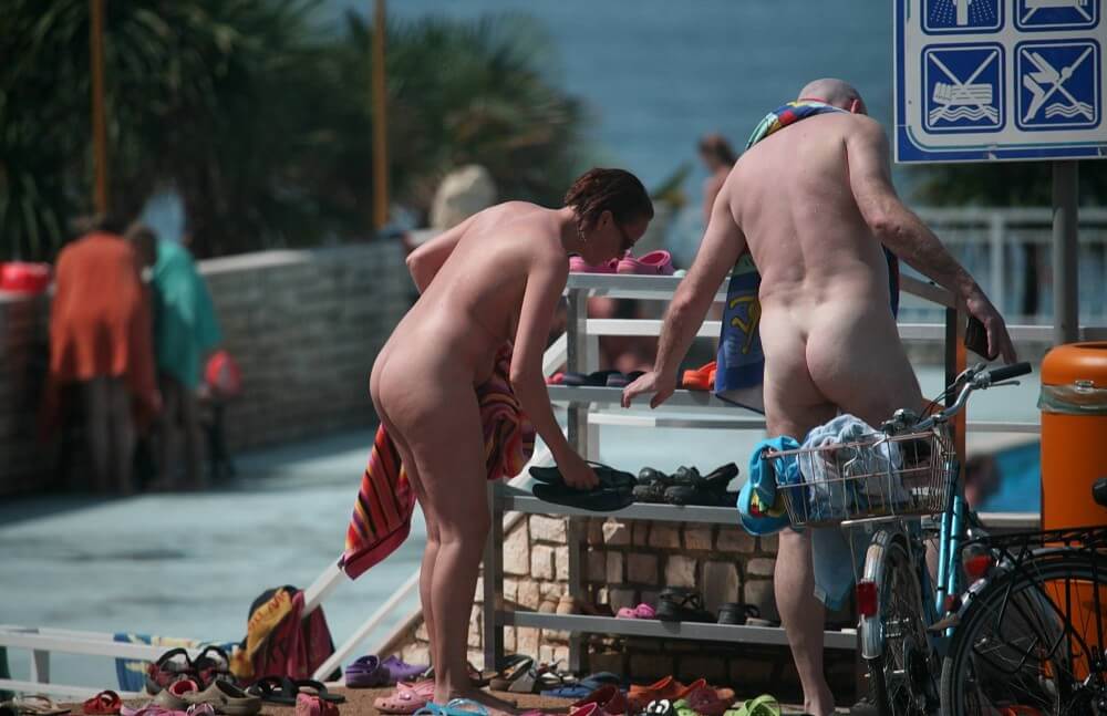 Pool Arrivals and Departures pics - Nudism promotes mental well-being