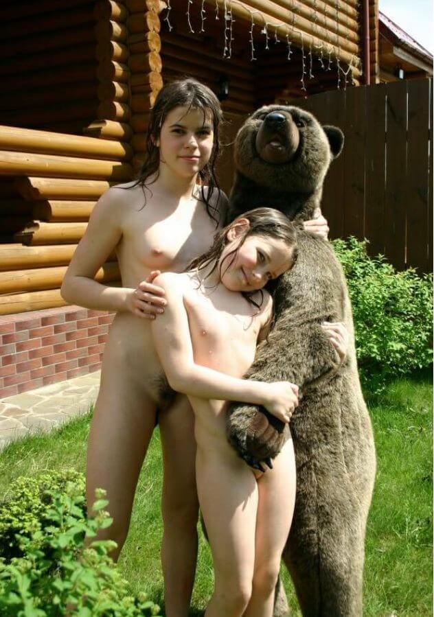 Naturism photo gallery # 57 - Naturism as a lifestyle
