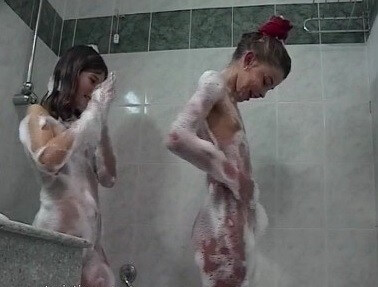 Naturistin: Rain Holiday 4 - Nudism is a way to improve health and boost self-esteem