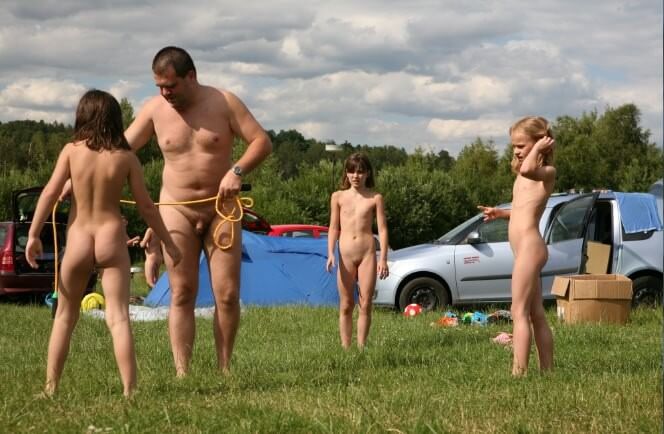Naturism photo gallery # 38 - Nudity is a natural part of life