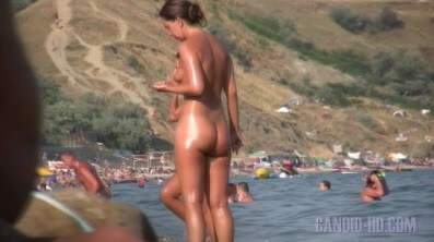 Candid HD Beach adventures Full HD - Share the philosophy of naturism