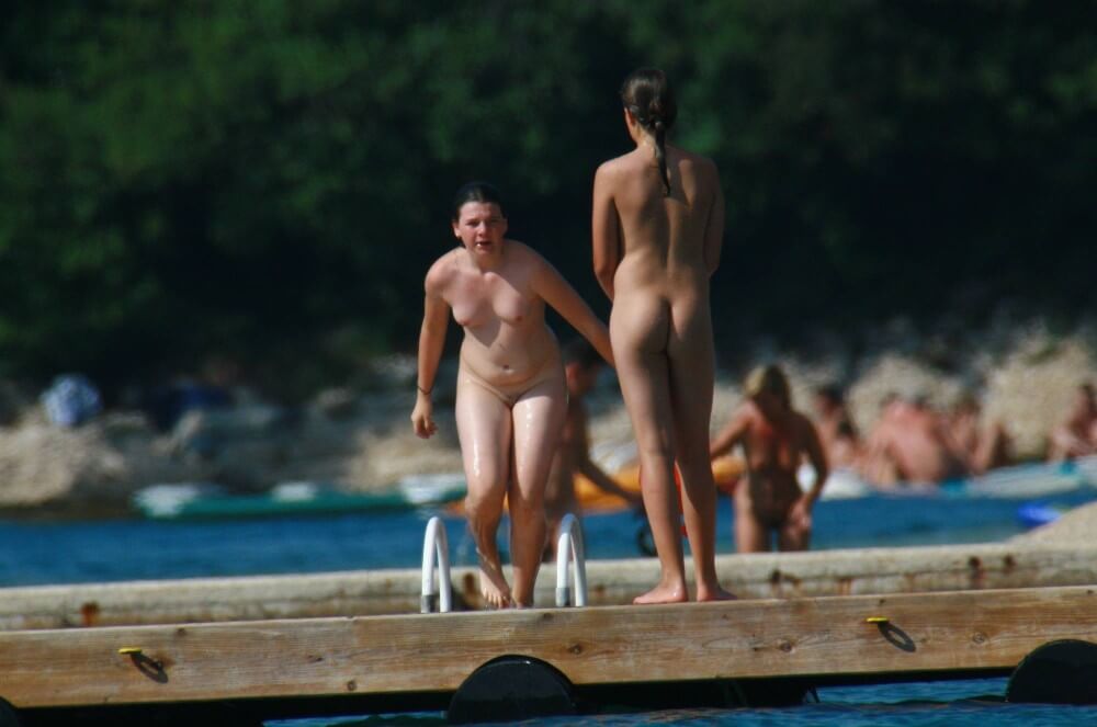 Wooden Island Freedom pics - The Pursuit of Naturalness, Freedom, and Body Acceptance